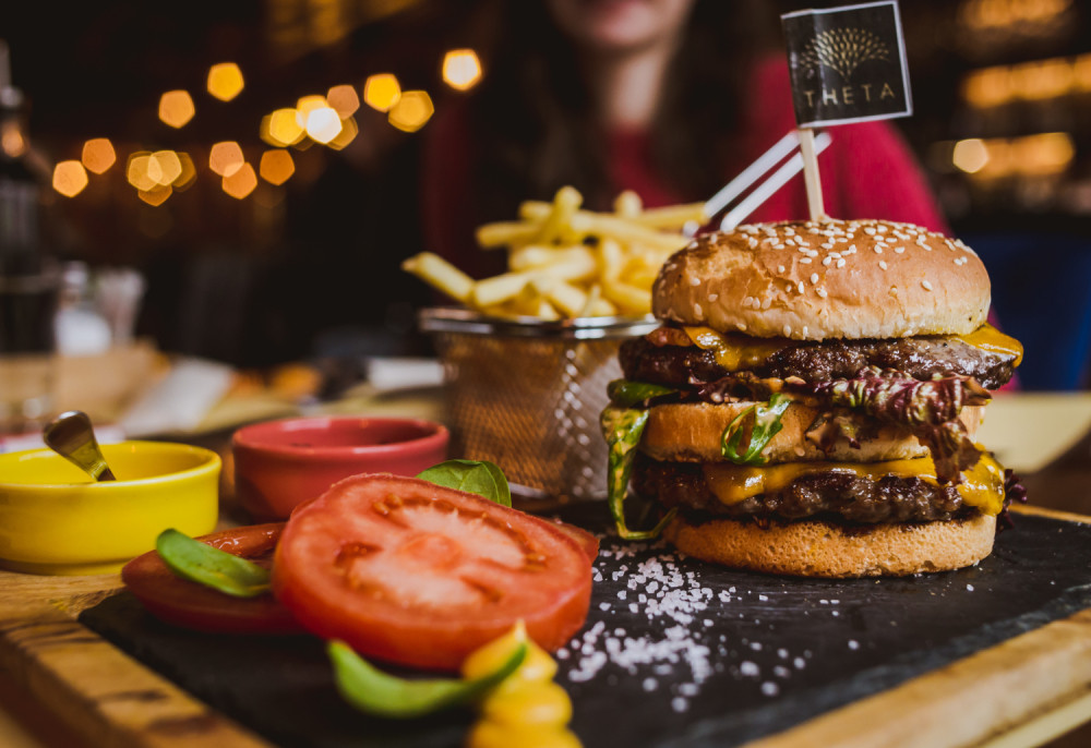 Svi vole srpske đakonije!