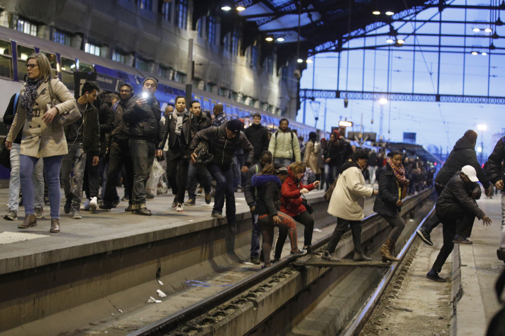 Štrajk železničara izazvao haos, vozovi stoje, Parižani očajni