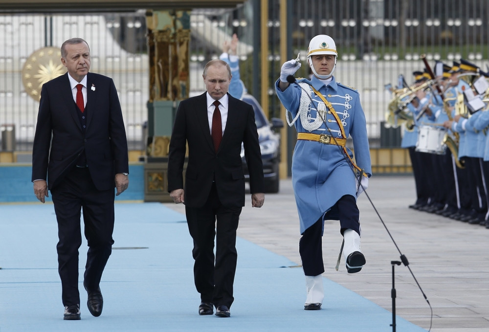 Putin stigao u Ankaru, Ameri prete sankcijama Turskoj (VIDEO)