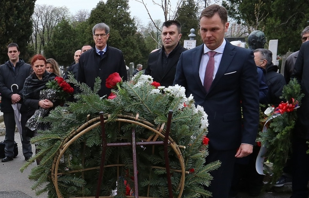 Mali i Đorđević položili vence žrtvama bombardovanja