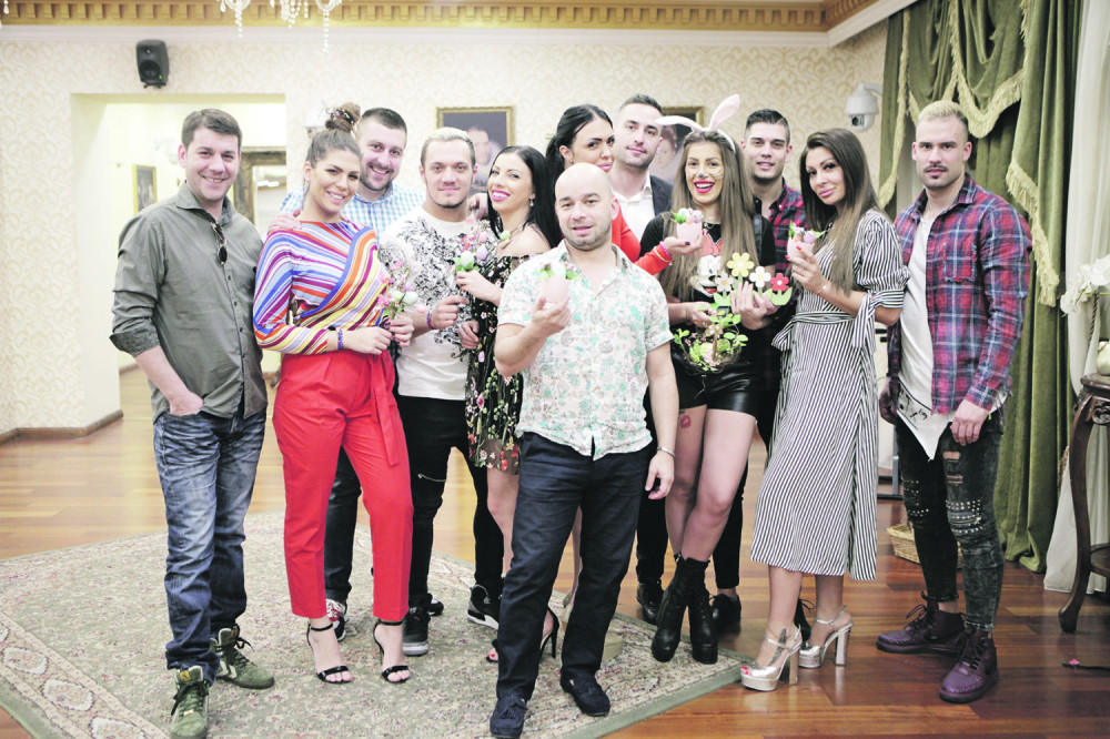 Pogledajte kako se slavi Uskrs u "Parovima"!