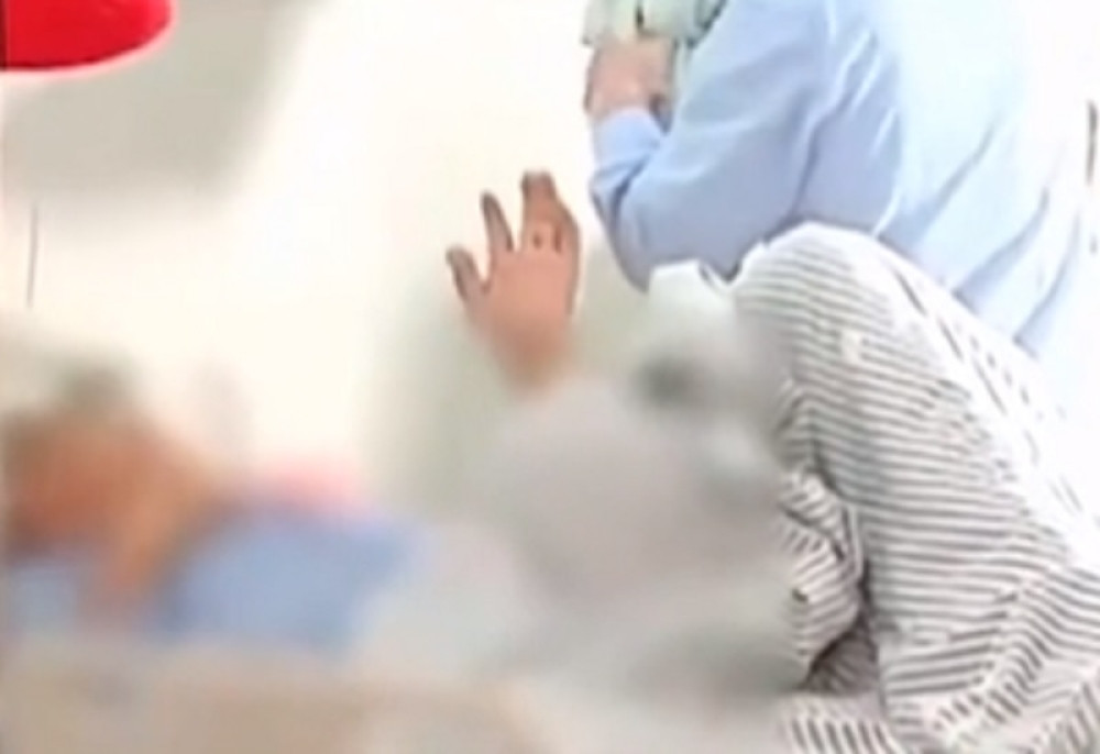 Osetio neizdržljiv svrab u penisu, pa je unutra gurnuo ovo