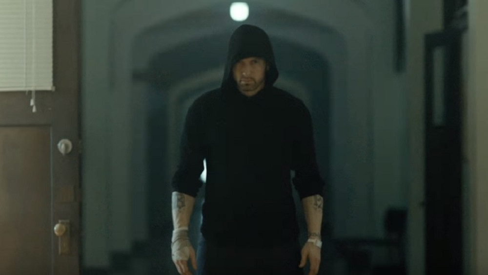 Eminemov novi spot izazvao šok, krv na sve strane! (18+)
