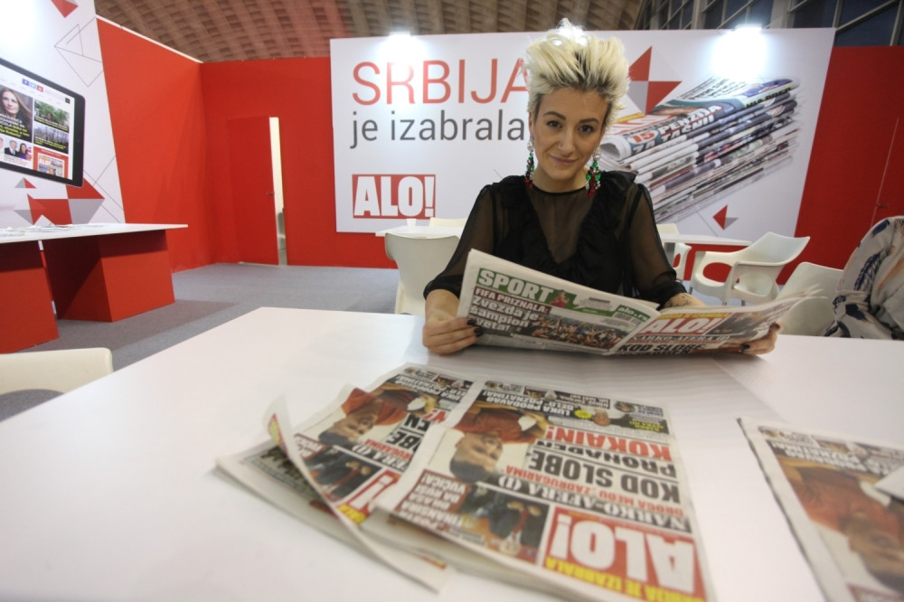 Voditeljka posle "Zadruge" napušta Srbiju!