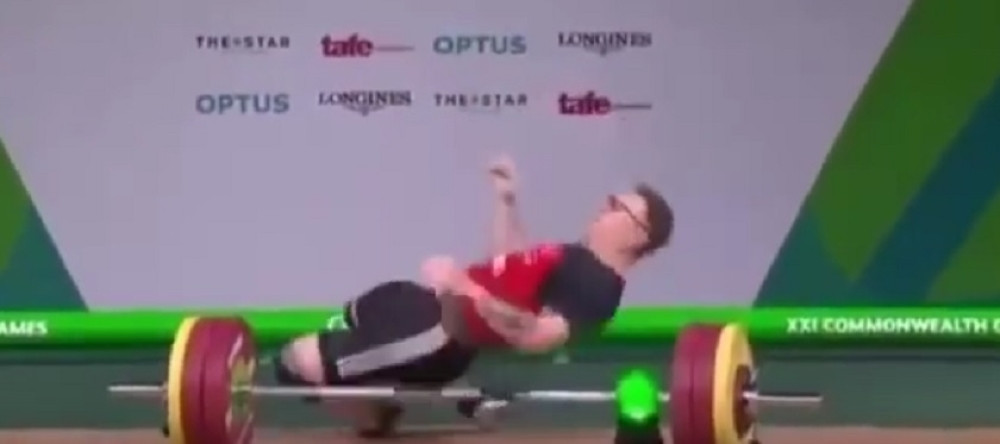 Pokušao da podigne 160 kilograma pa se onesvestio!