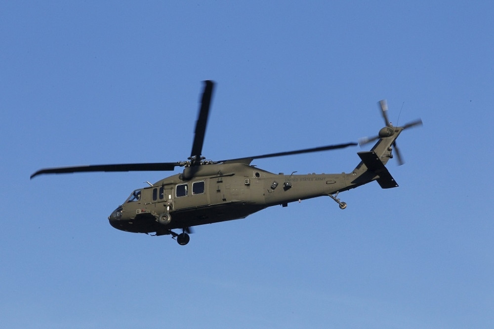 Vojni helikopter pao na brod, ima povređenih!