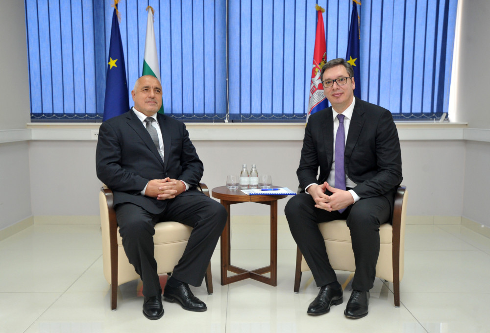 Vučić: Srbija ne može da promeni stav velikih sila