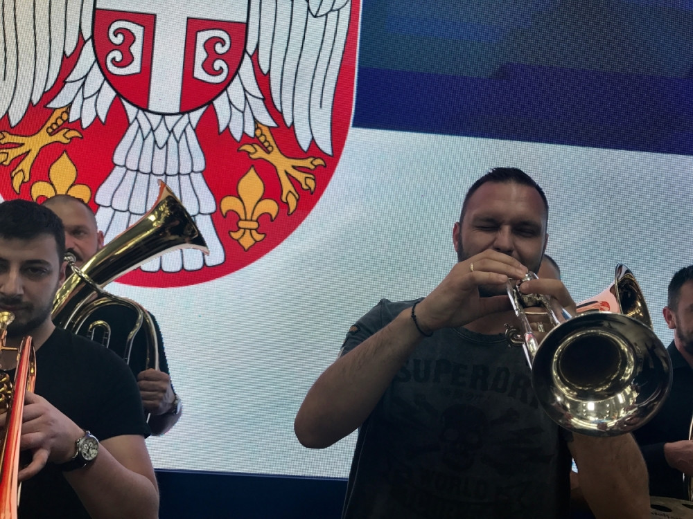 Plenković uživao uz zvuke srpske trube! (FOTO)