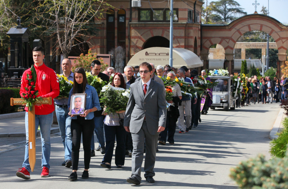 Sportisti i prijatelji u suzama se oprostili od slavnog srpskog trenera! (FOTO)