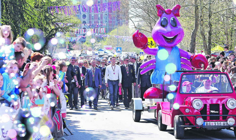 Šesti međunarodni Rakovički karneval