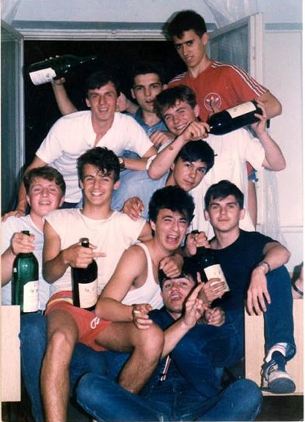 Klasići iz cele Juge prate Roberta!