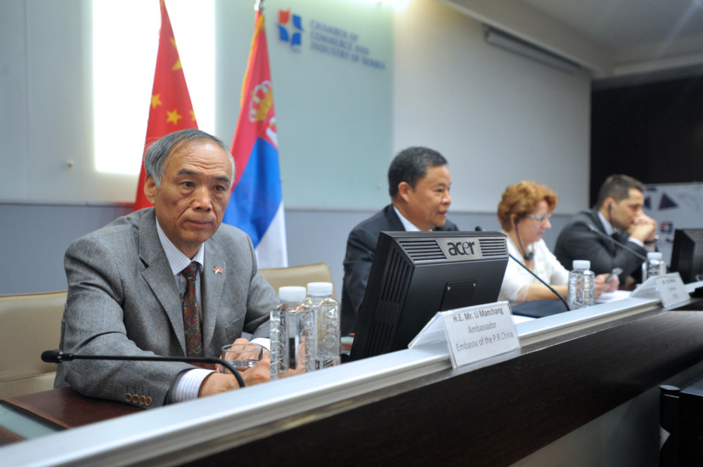 Vučić se sastao sa kineskim ambasadorom, hitna poruka ide u Peking: Srbija u nikad težoj situaciji!