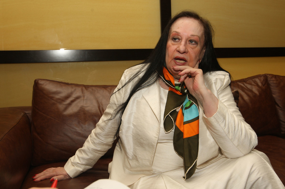 Evo šta je naša čuvena umetnica uradila zbog jednog čoveka!