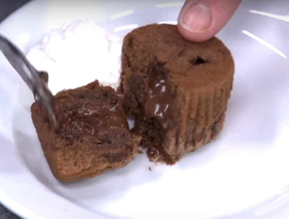 Napravite čokoladni lava kolač