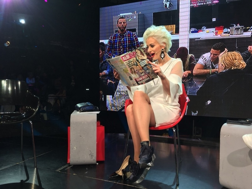 Ona više neće voditi popularnu emisiju, našla zamenu (FOTO)