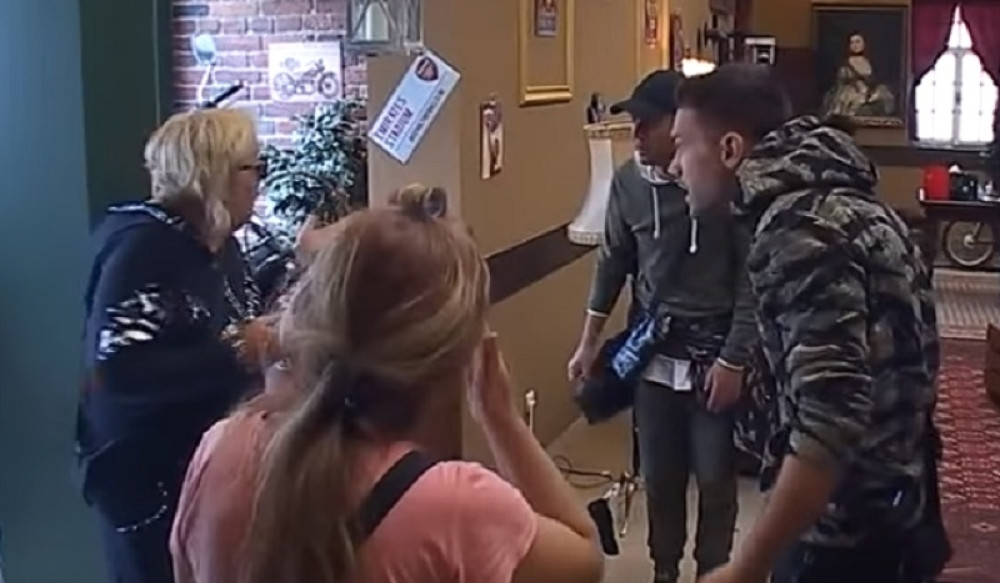 Zorica Marković poludela, bacala hranu po kući, urlici odjekivali "Zadrugom"!