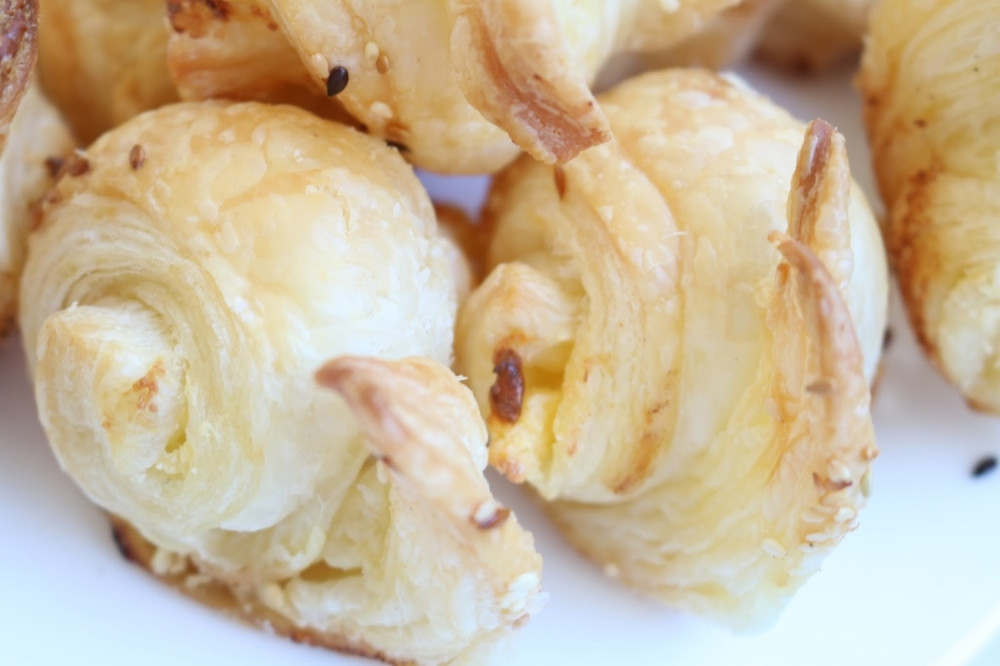 Kiflice sa sirom bez kvasca