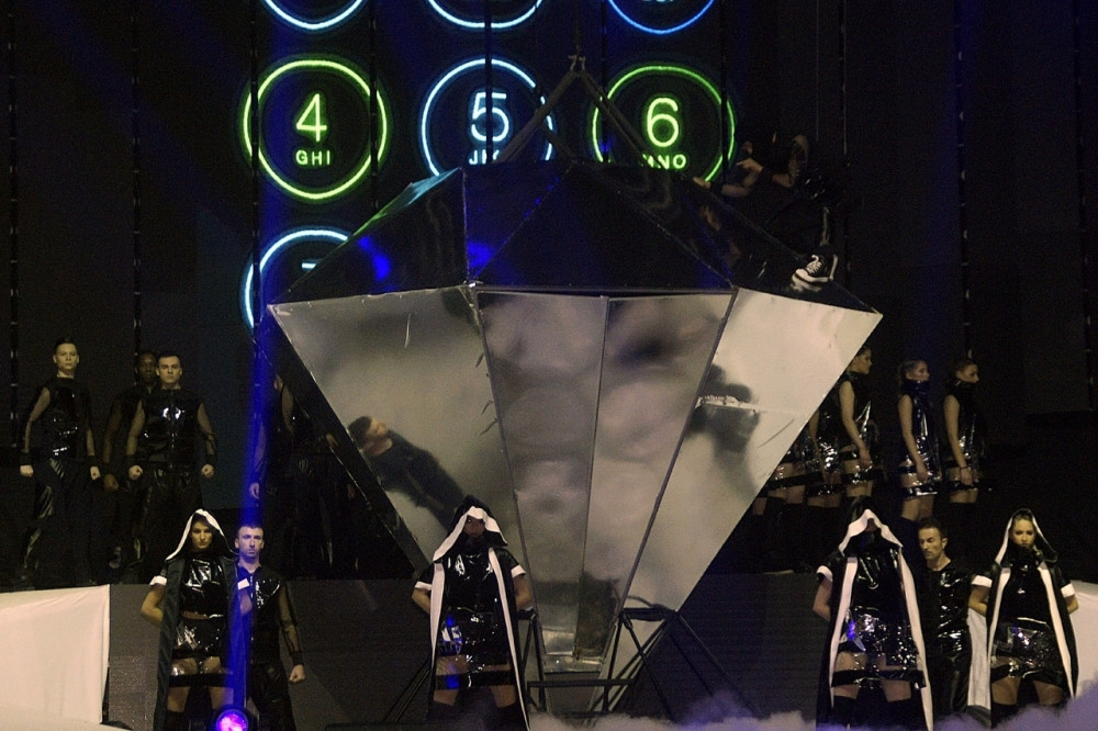 Dara na binu izašla iz džinovskog dijamanta!