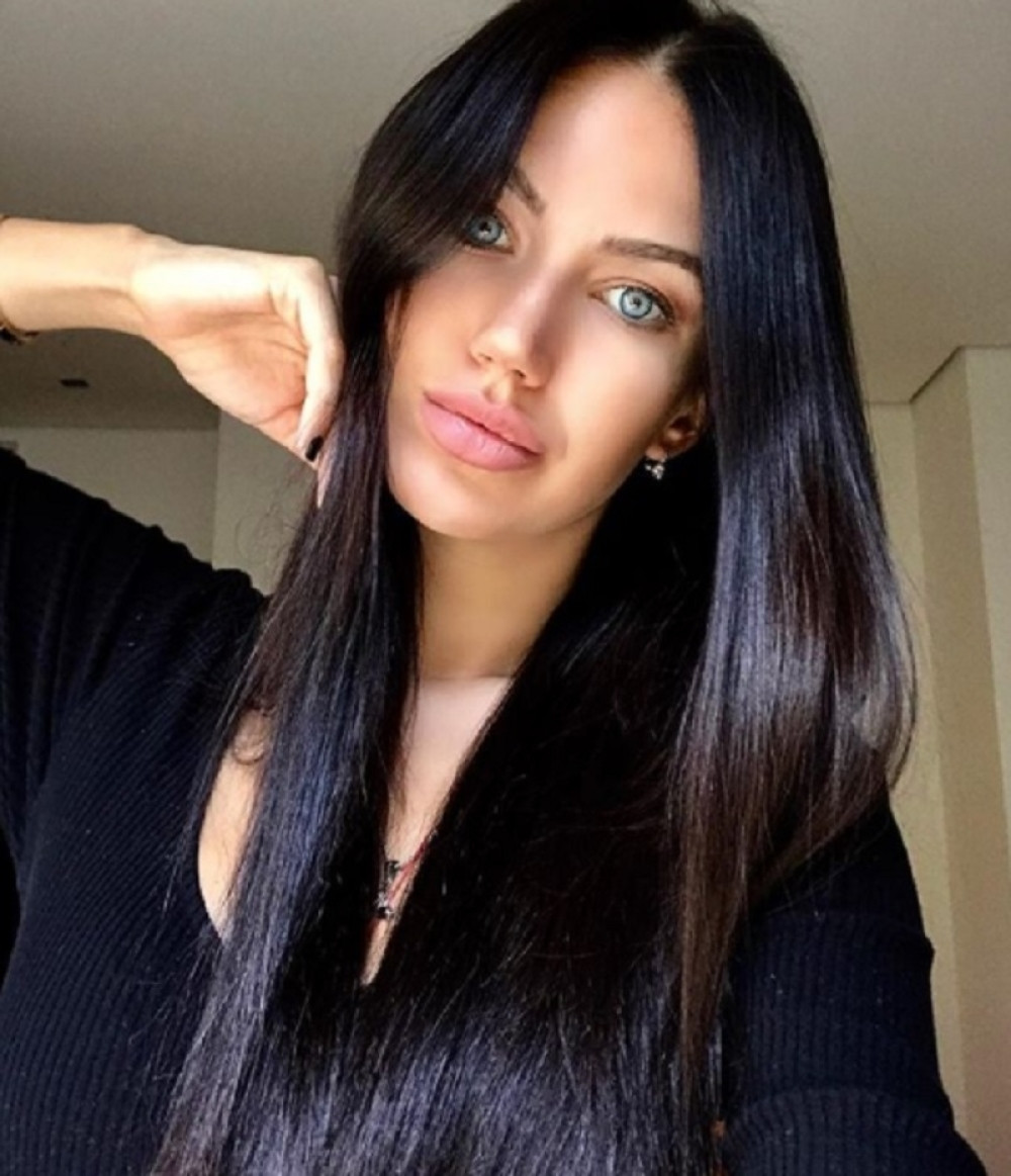 LEPOTICA IZ POŽAREVCA UDALA SE ZA BOGATOG NASLEDNIKA: Proputovala svet, ostvarila životni san, a onda je mesecima ĆUTALA O RAZVODU