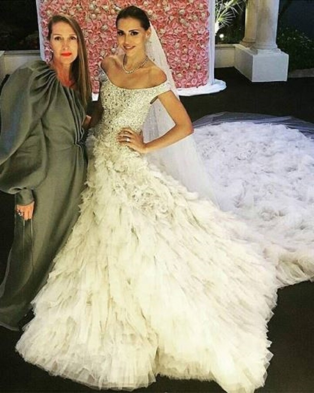 Piksijeva ćerka se sada skinula i pokazala previše (FOTO)