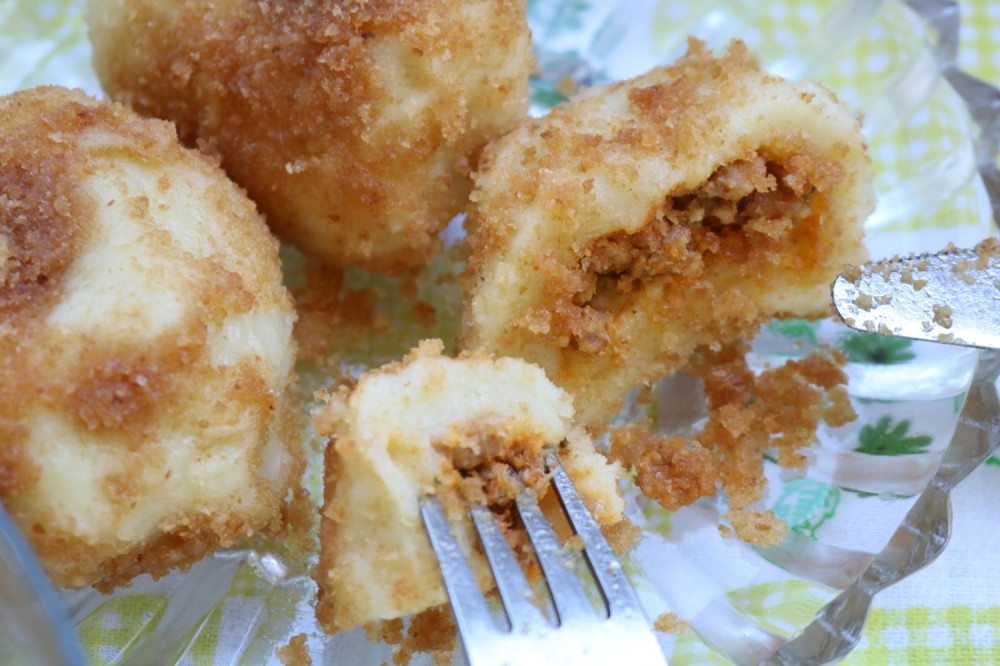 Knedle sa mlevenim mesom