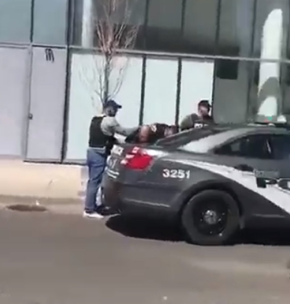 Ovo je vozač koji je gazio pešake u Torontu (FOTO+VIDEO)