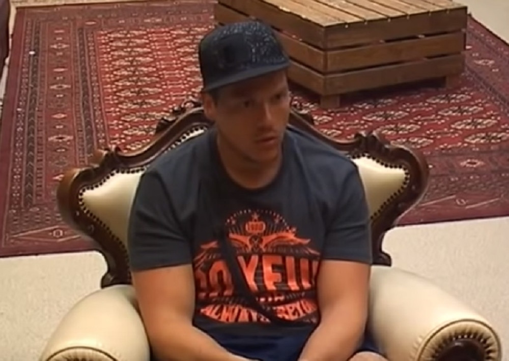 Zbog ovoga je Sloba pobegao od Lune i svega