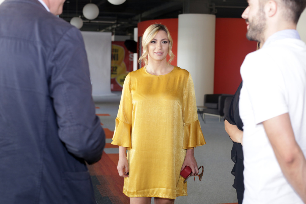 Ana priznala šta doživljava od prolaznika na ulici