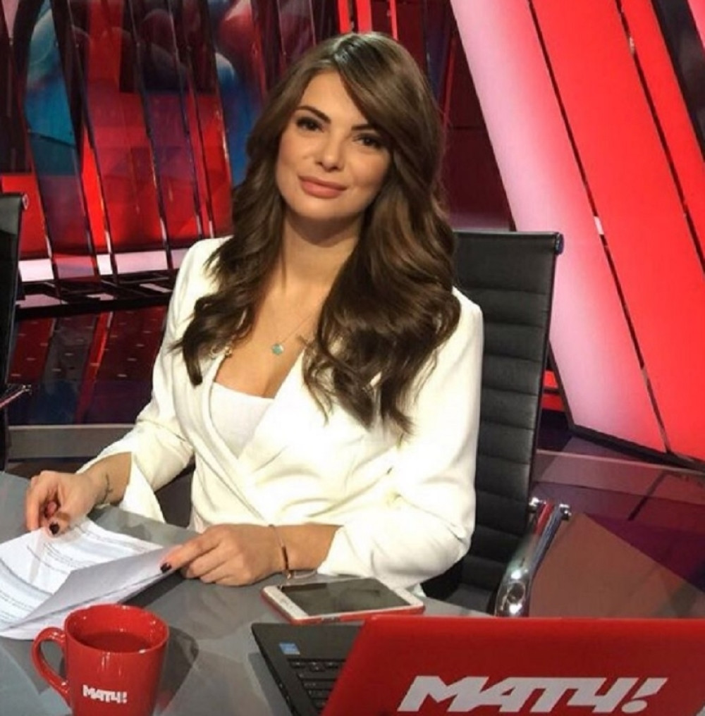 Sportske novinarke se skinule za Plejboj (FOTO)