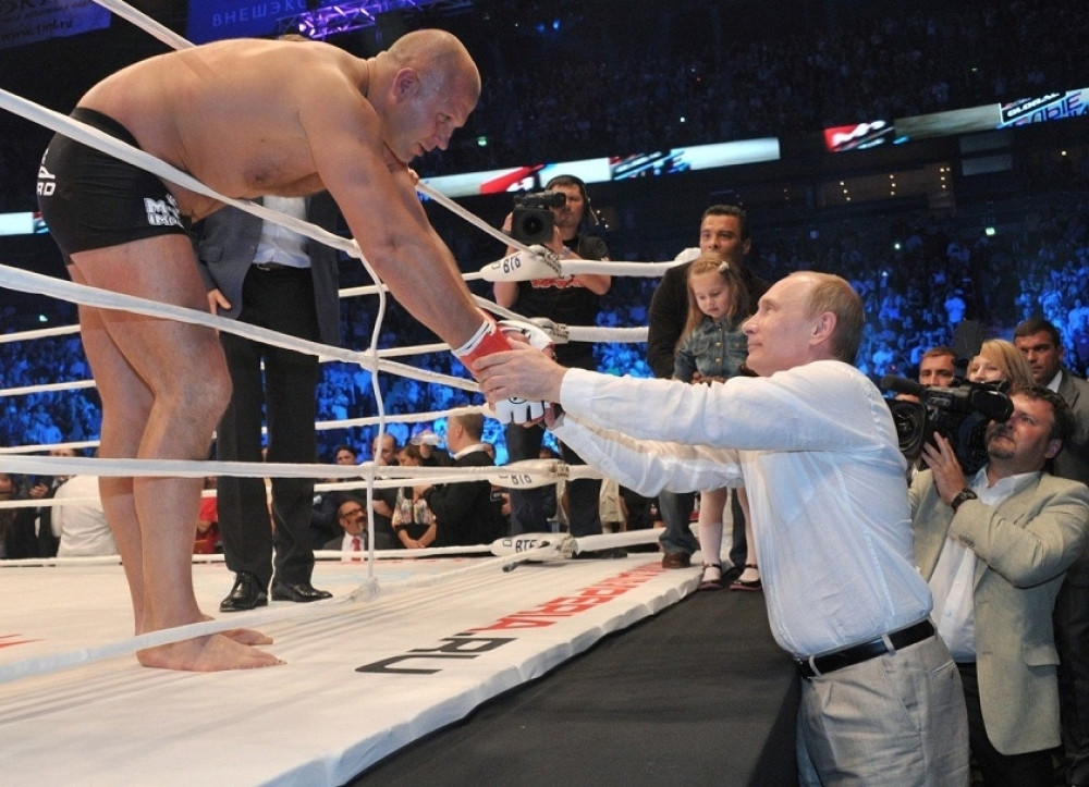 Putinova Zver ponovo ulazi u ring (FOTO)