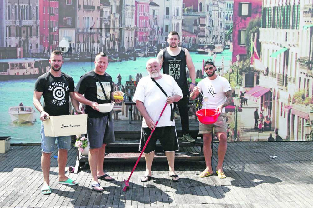 Učesnici "Parova" izlaze iz vile, a evo zbog čega!