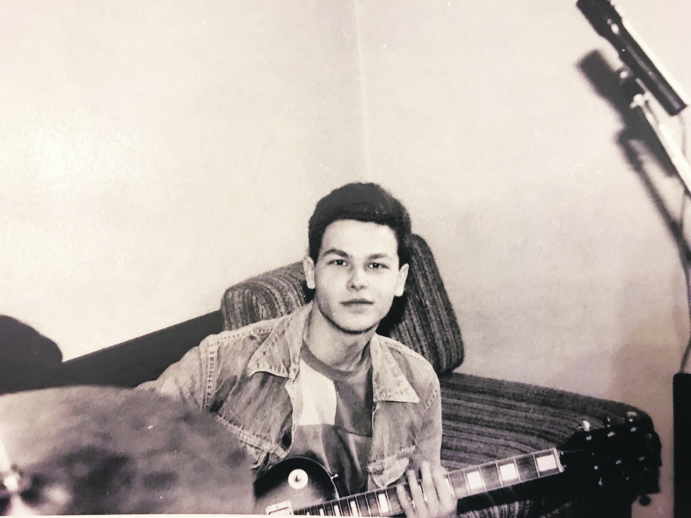 Mali: Prvi maj sa bakom i dedom