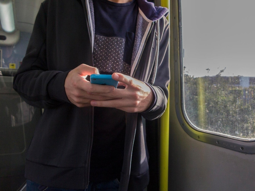 To će se odraziti na sve u Srbiji koji imaju ovaj telefon ili planiraju da ga kupe!