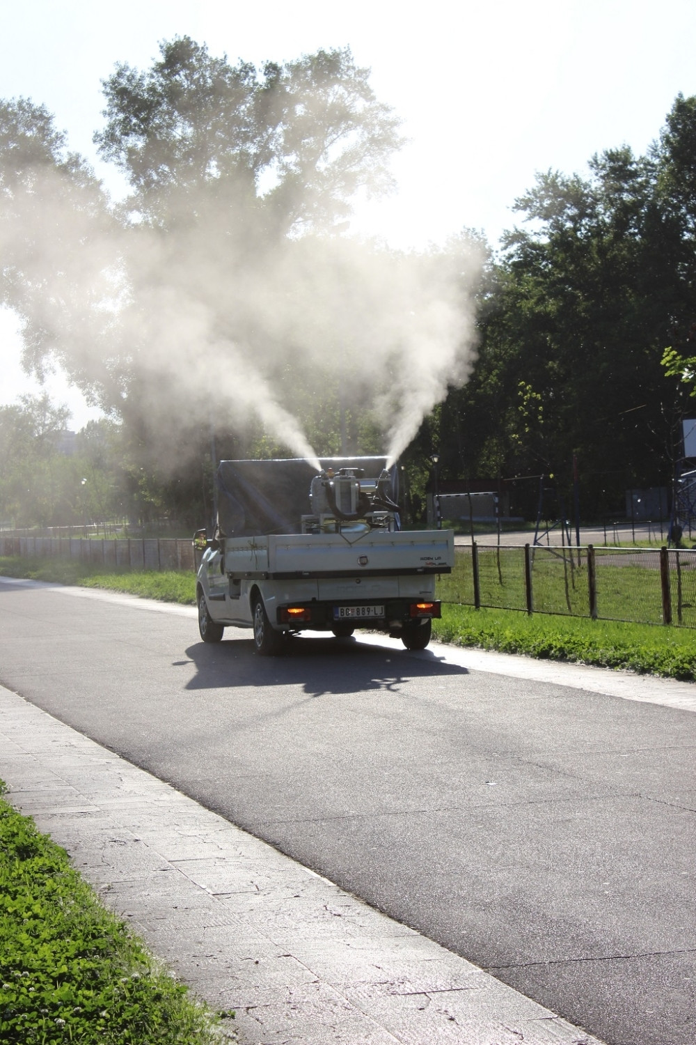 Prskanje komaraca počinje večeras, a evo gde više neće biti krvopija!