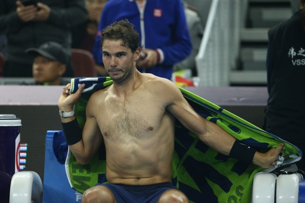 Nadal se skinuo u gaće, a onda je uradio nešto totalno ludo! (VIDEO)