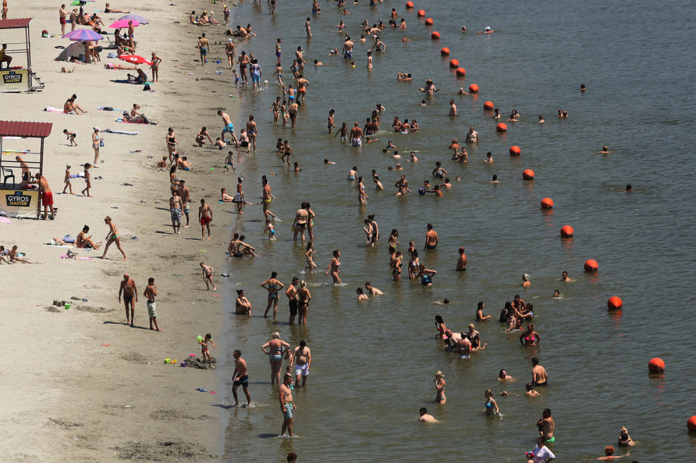 Kod Novog Sada može da se PREPEŠAČI DUNAV, nećete verovati koliko je opao vodostaj!