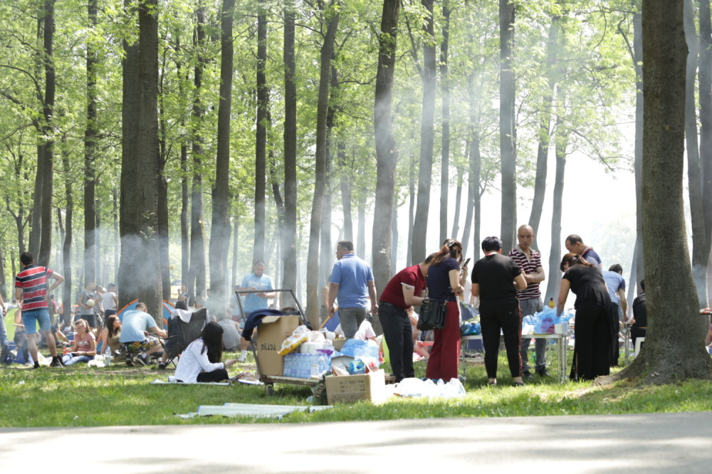 Ne bacajte smeće po izletištima!