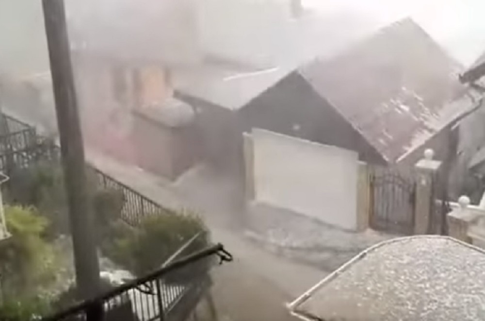 Kiša i grad se sručili na Sarajevo, da li nas očekuje isto?