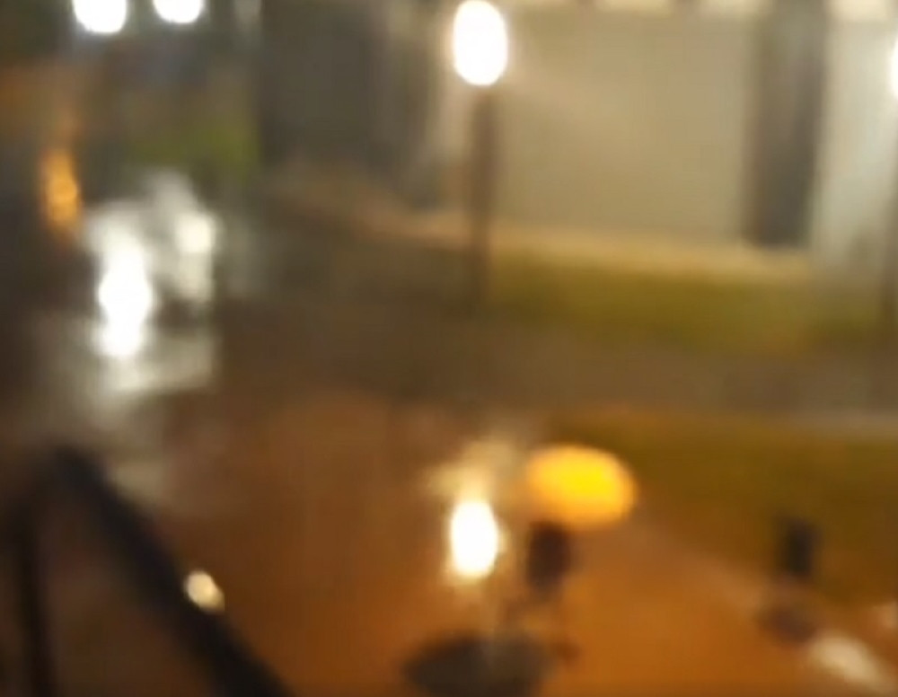 Tukao grad, pijavice nosile sve pred sobom! Sa Jadrana krenula na istok!