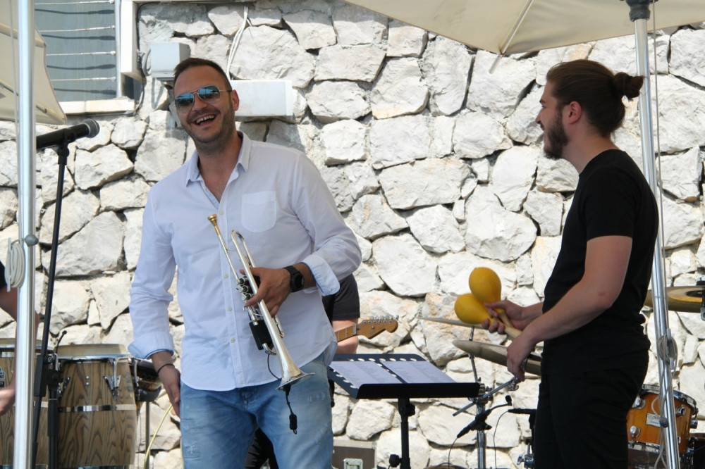 Trubač Dejan Petrović bez dlake na jeziku! Progovorio o estradi, rijalitiju i orgazmu!