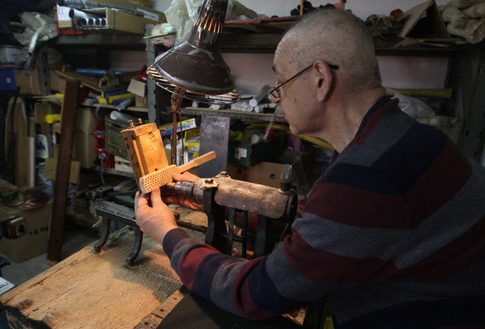 Švajcarska vapi za ovim radnicima! Raspisan konkurs! Plate odlične, uslovi VRHUNSKI!