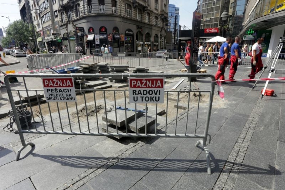 Počelo ulepšavanje pešačke zone