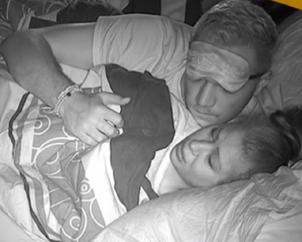 Gastoz manji od mahovog zrna, pravda se Teodori