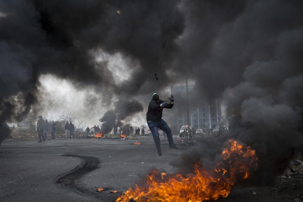 Izraelske pripucali na demonstrante, ranjeno oko 350 ljudi