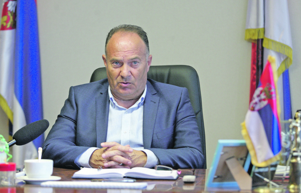 Stiže značajno povećanje plata, Šarčević otkrio koliko tačno!