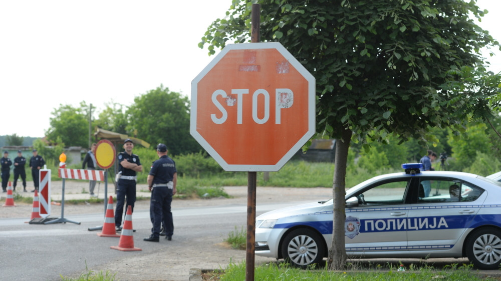 Sve je blokirano, ne mogu nam ljudi na slavu doći!
