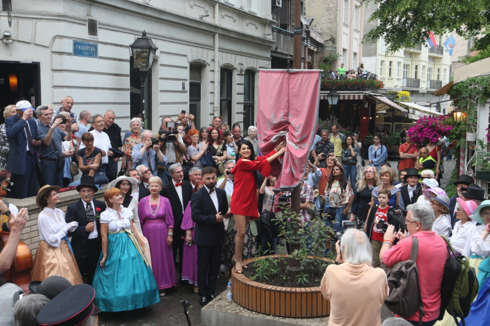Počela letnja turistička sezona u poznatoj boemskoj četvrti