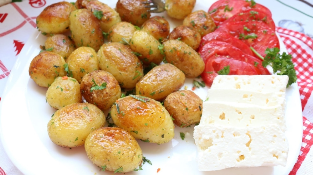 Kako najbolje ispržiti mlade krompiriće