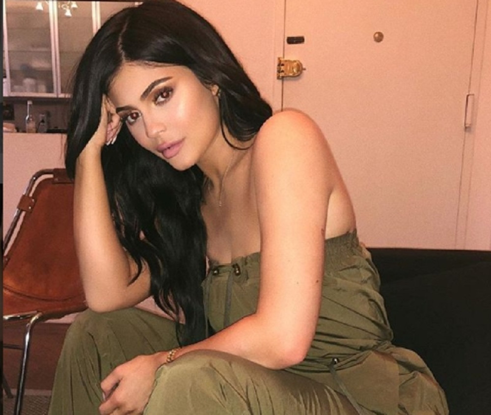 Kajli pokazala svoje telo tri meseca nakon porođaja!