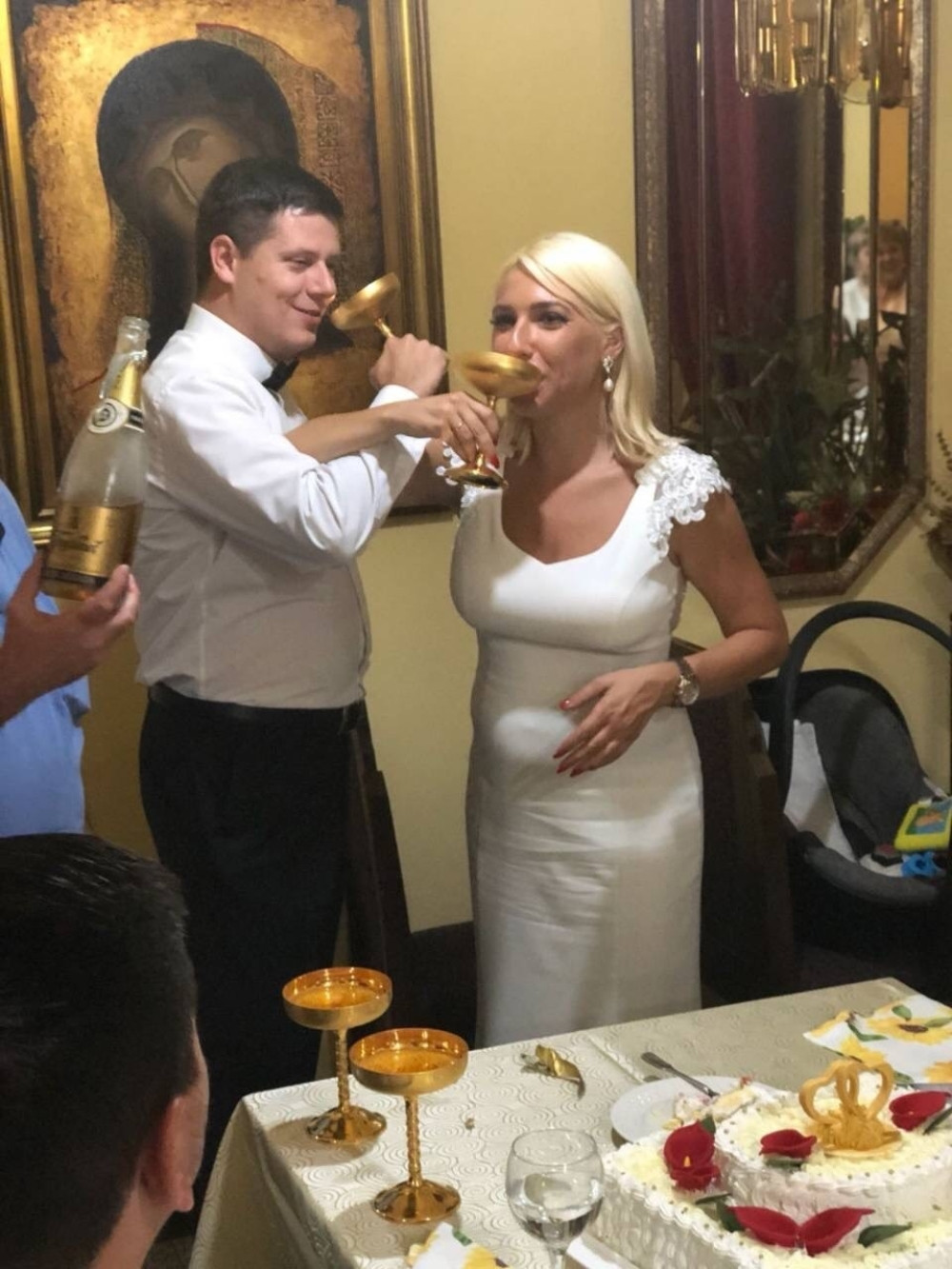 Ovako je bilo na svadbenom ručku Jovane Jeremić i njenog supruga!